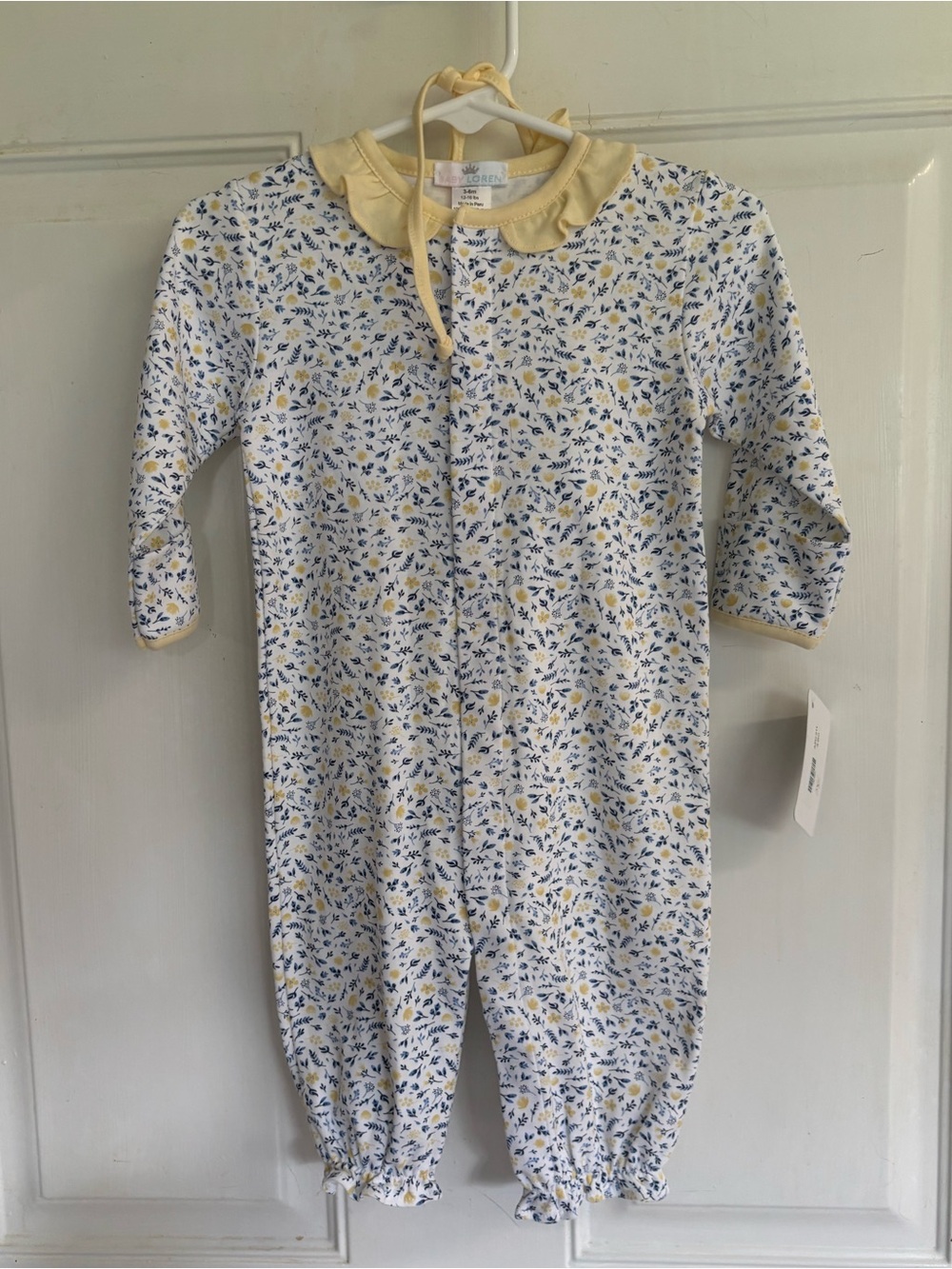 NWT 3/6M Baby Loren AZU-299 Azul Floral Pima Zipper Footie/Bonnet set. Retail 52